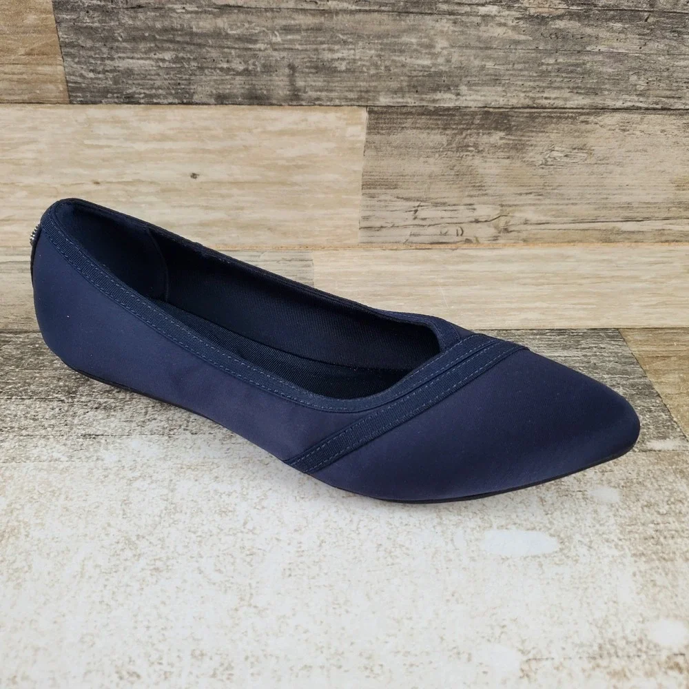 Anne Klein Oceanus Womens Flat Sz 6 M Comfort Navy Blue Slip On Pointed Toe